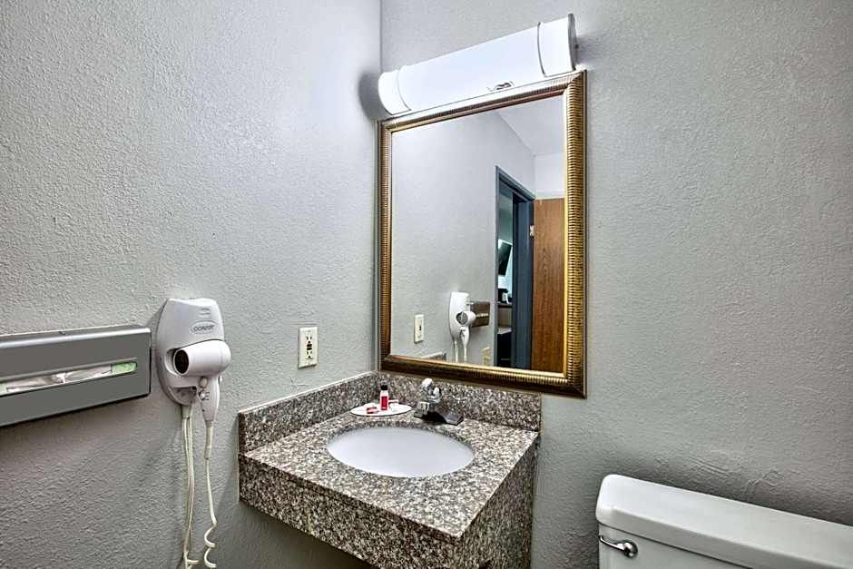 Super 8 by Wyndham Amarillo East