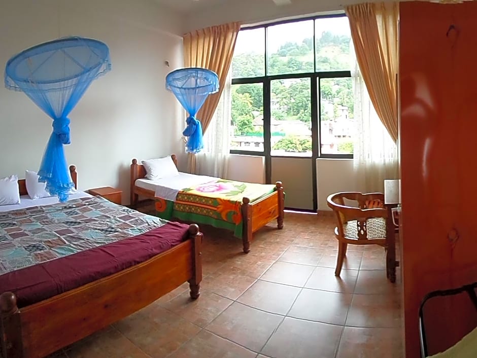 Majestic Tourist Hotel