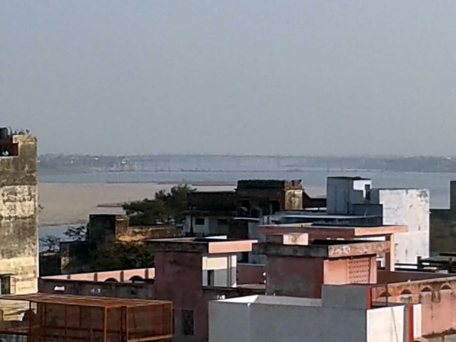 Somit Paying Guest House