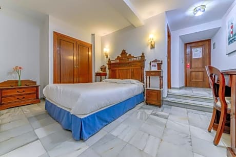 Interior Double or Twin Room - Ground floor