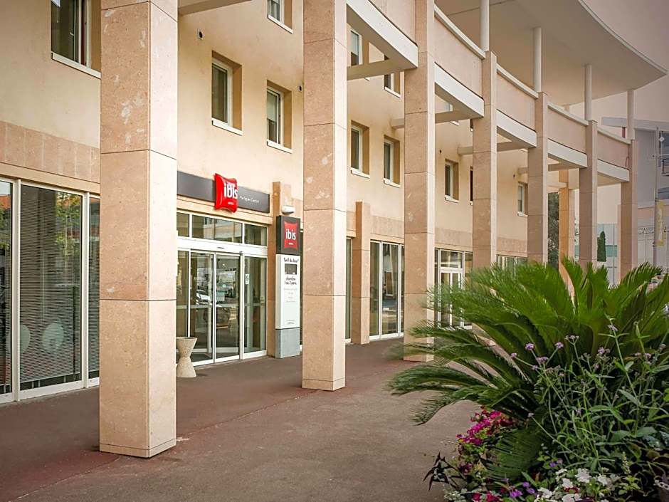 ibis Martigues Centre
