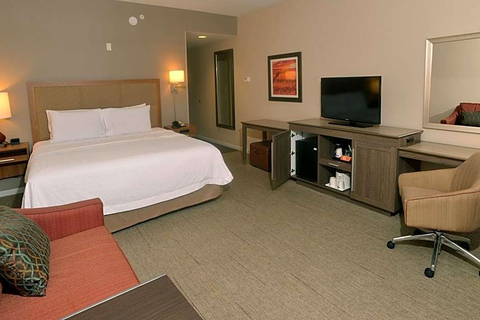 Hampton Inn By Hilton Springfield-Southeast