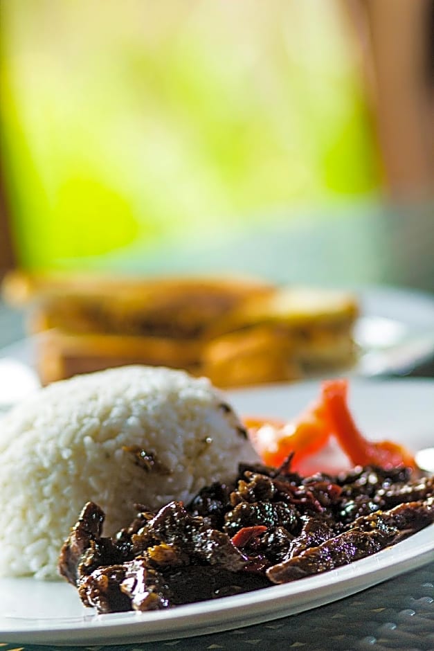 Lotus Bandung Hotel, Cafe, And Meeting Place