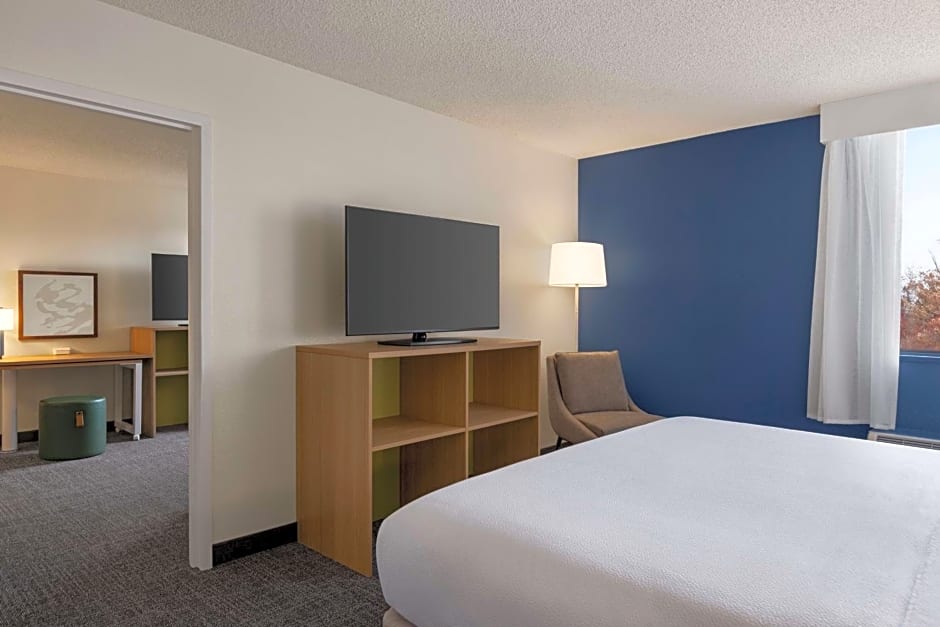 Spark By Hilton Germantown Washington Dc North