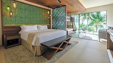 Family King Suite 1 adult