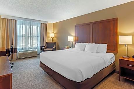 King Room - Accessible/Non-Smoking