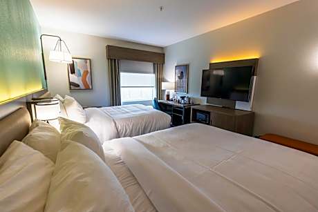 2 Queen Beds, Nonsmoking, Accessible