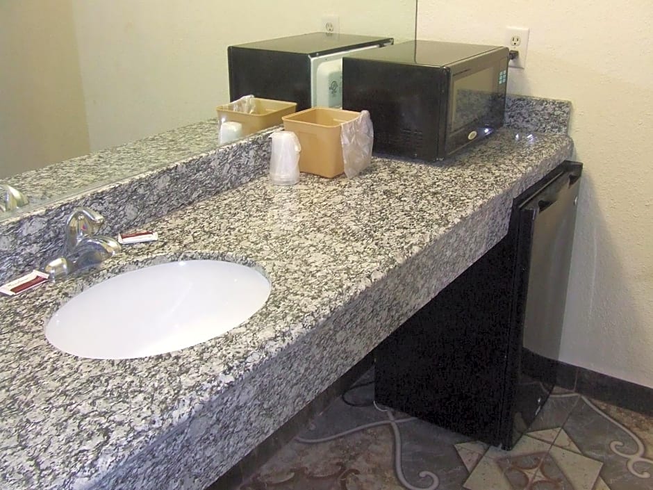 Americas Best Value Inn Beaumont