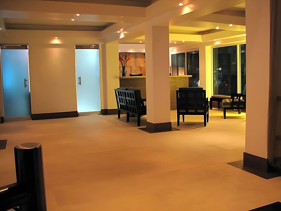 The Tryst Beachfront Hotel
