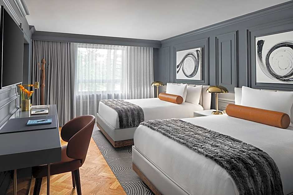 The Drake Oak Brook, Autograph Hotels