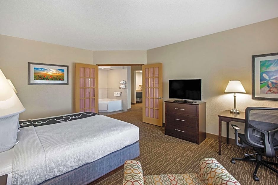 Comfort Inn & Suites Sarasota I75