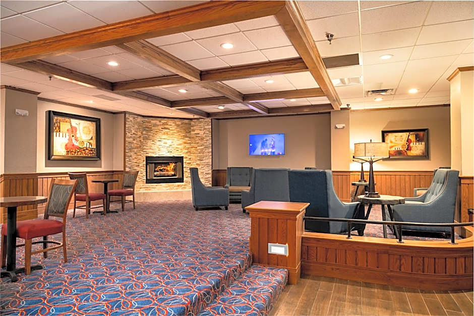 MCM Eleganté Hotel & Conference Center