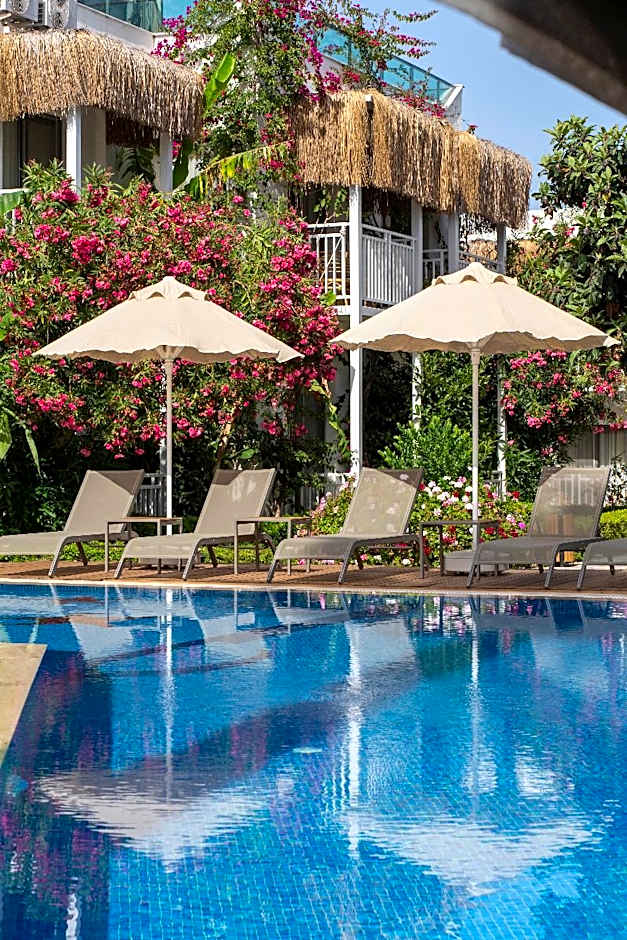 Yalıpark Beach Hotel