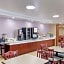 All Seasons Inn & Suites