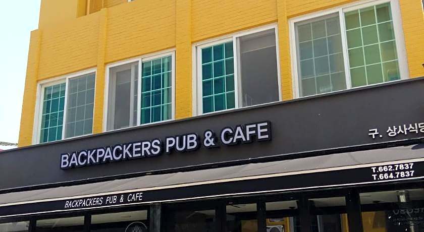 Backpackers In Yeosu