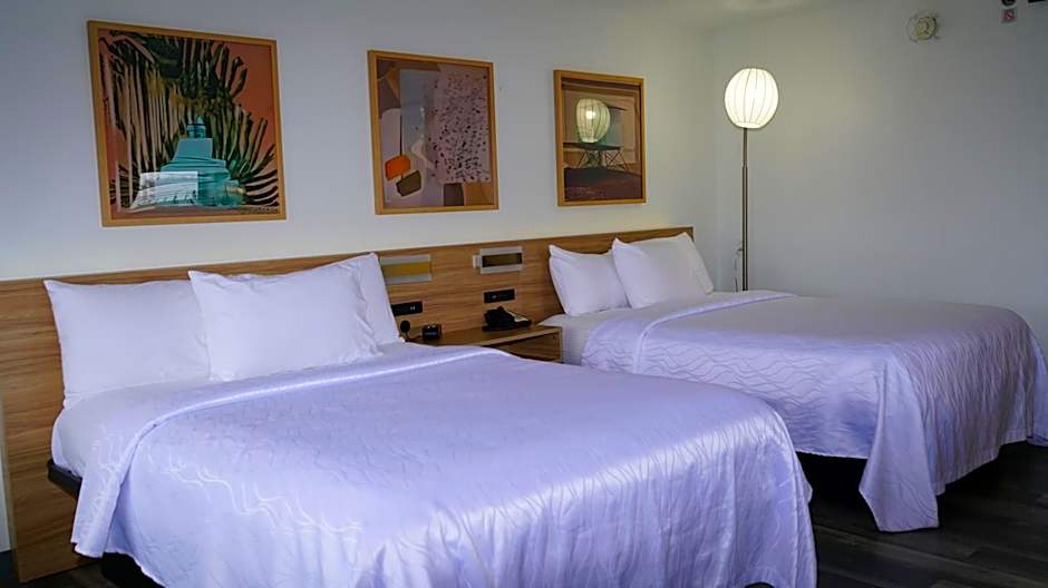 Airport Waterfront Inn