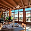 Hotel Caneo