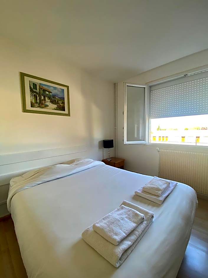 Hotel du Centre Lucé Chartres