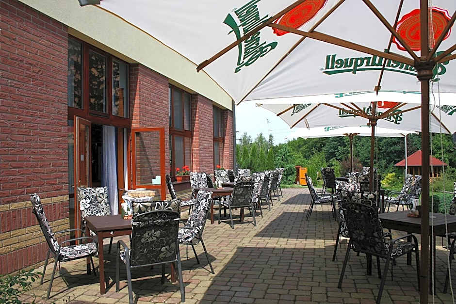 April hotel Panorama