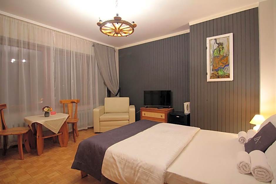 POKOJE GOŚCINNE WILCZNIK 12