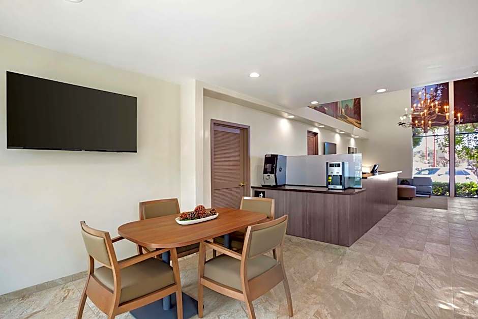 Best Western Plus Black Oak