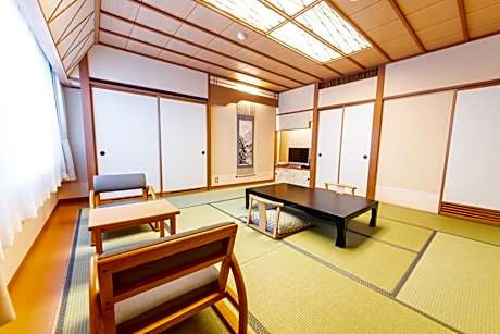 Japanese-Style Room with No View - Low Floor