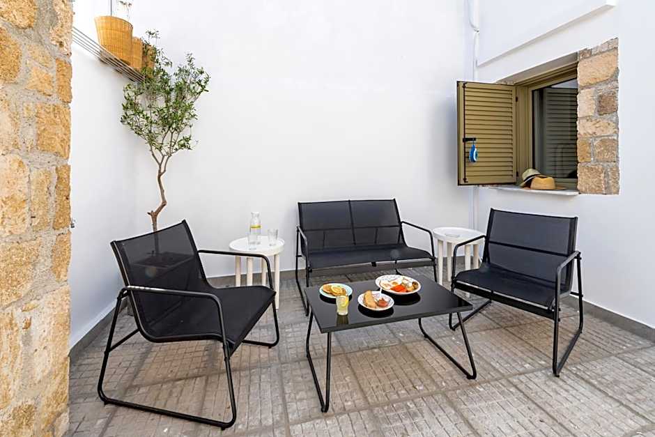 Lefka Hotel & Apartments