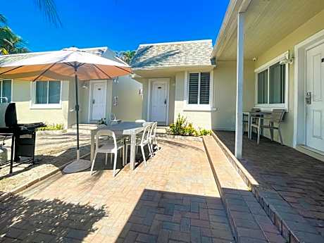 Hollywood Broadwalk Oceanside Hotel