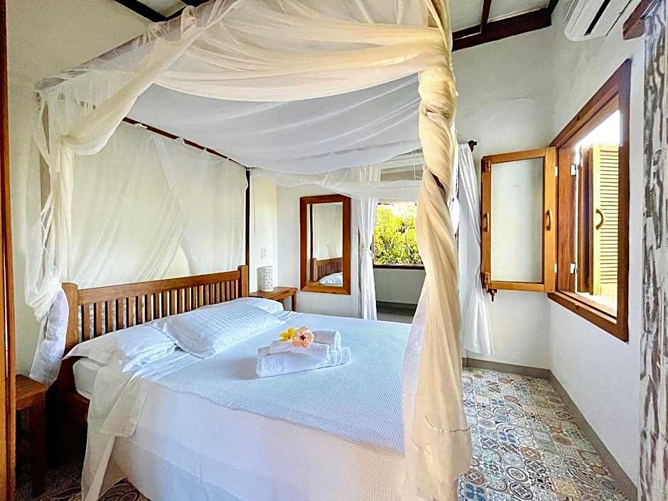 Casa com piscina e vista para a Praia do Espelho