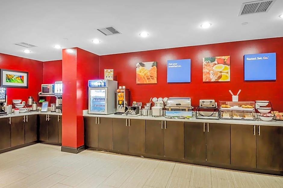 Comfort Inn & Suites near Stadium