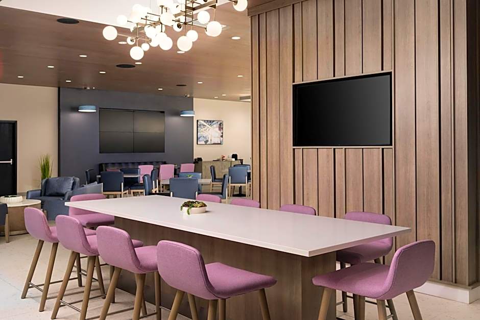 Hotel Lela Wilmington, Tapestry Collection by Hilton