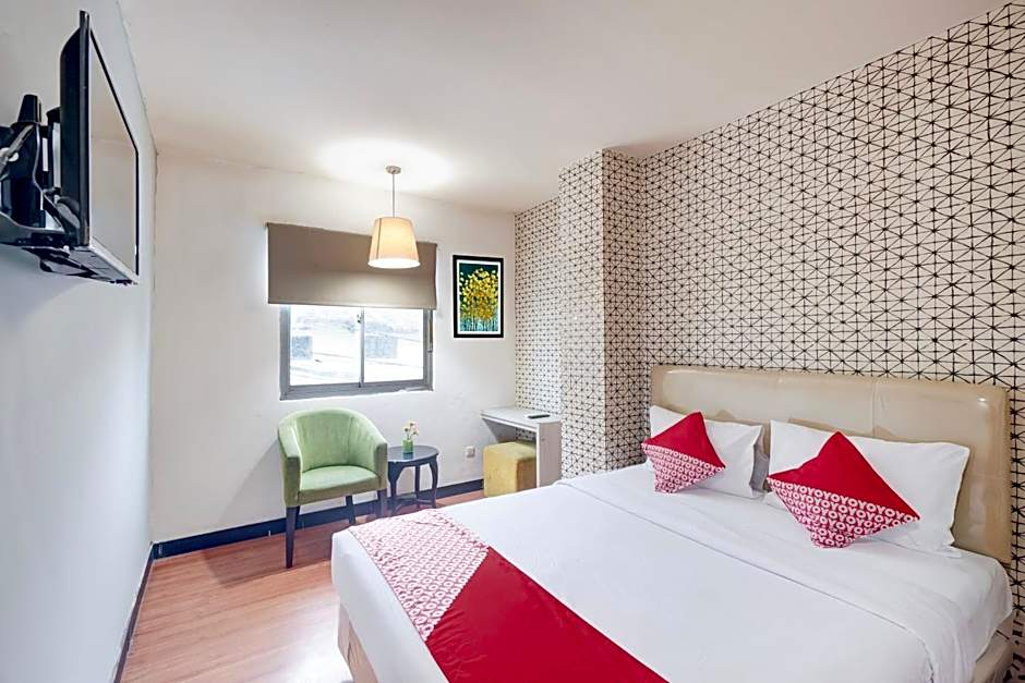 Collection O Mangga Besar Near Mangga Besar Station