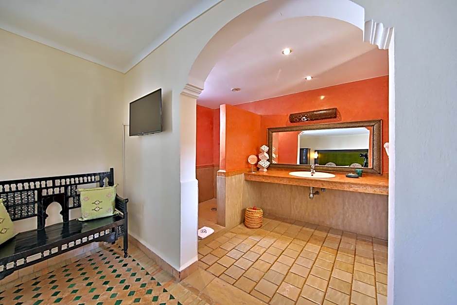 Riad Dar L'Oussia & SPA