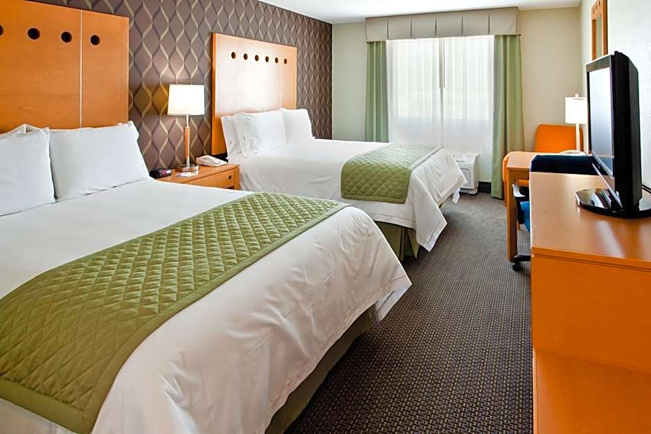 Holiday Inn Express & Suites Monterrey Aeropuerto By IHG