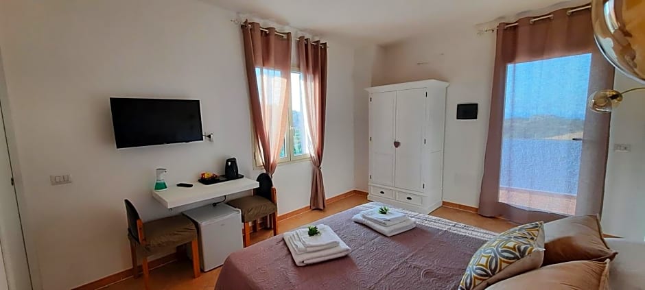 Monte Becco panoramic rooms