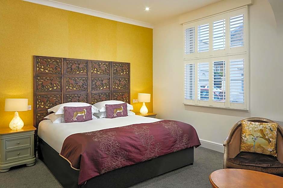 The Royal Adelaide Hotel