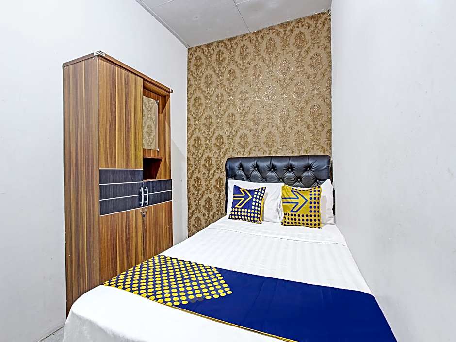 SPOT ON 91521 Mayong Guesthouse