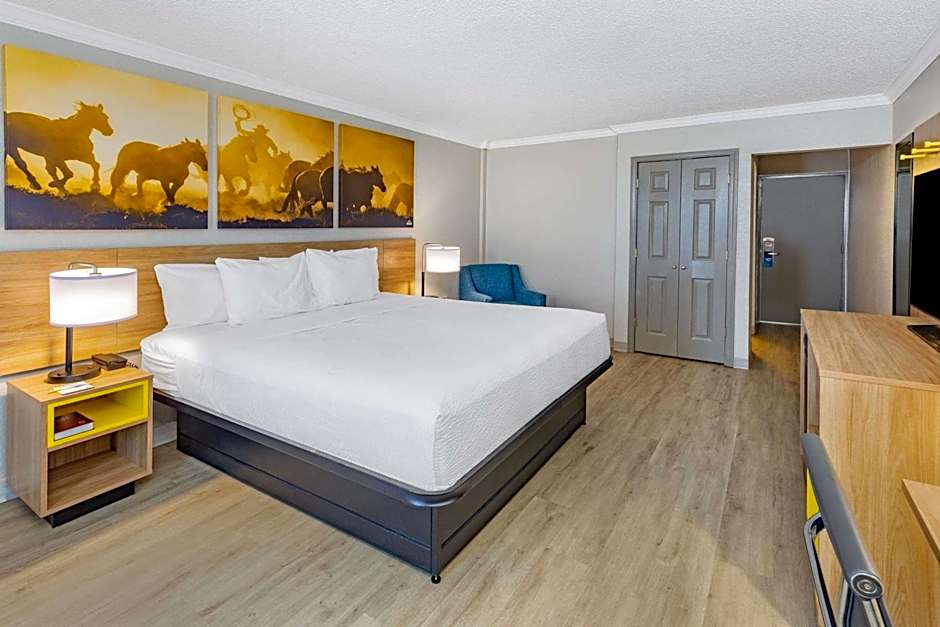 Days Inn by Wyndham Del Rio