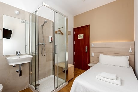 SINGLE USE STANDARD ROOM