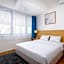 WOW City Hostel