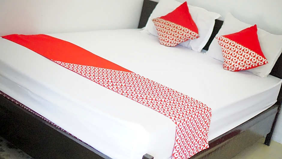 OYO 93784 Kost Bu Eli Syariah