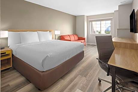 1 King Bed Mobility Accessible Room Roll-In-Shower Non-Smoking