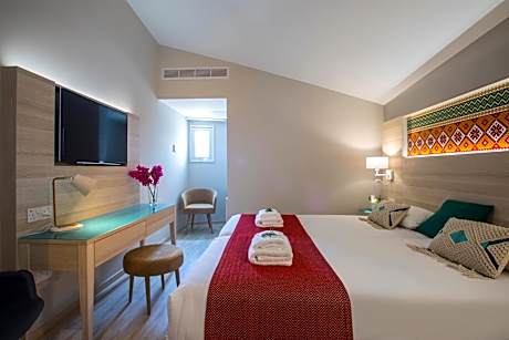 Loft Room with Inland View