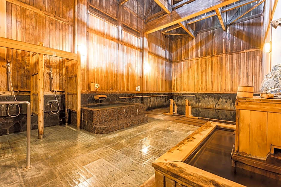 Tsuta Onsen Ryokan