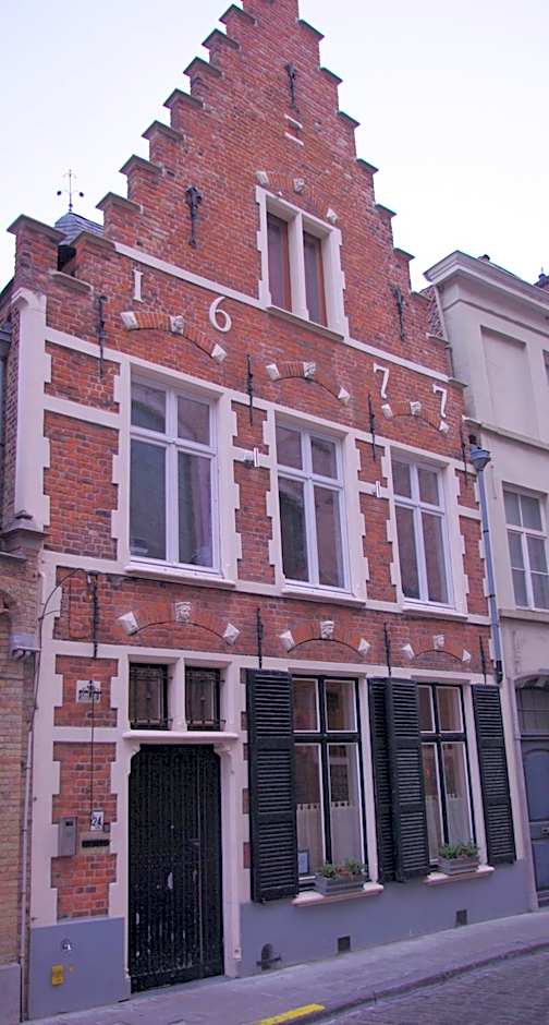 B&B Canal Deluxe