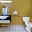 OYO Hotel Lake Charles Hwy 10
