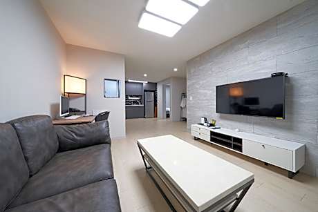 Family King Suite