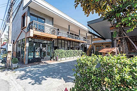 Sleepy House Chiang Rai