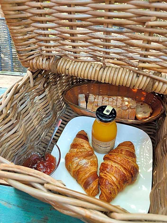 Nid'en'Ô cabanes et spa Lot et Dordogne