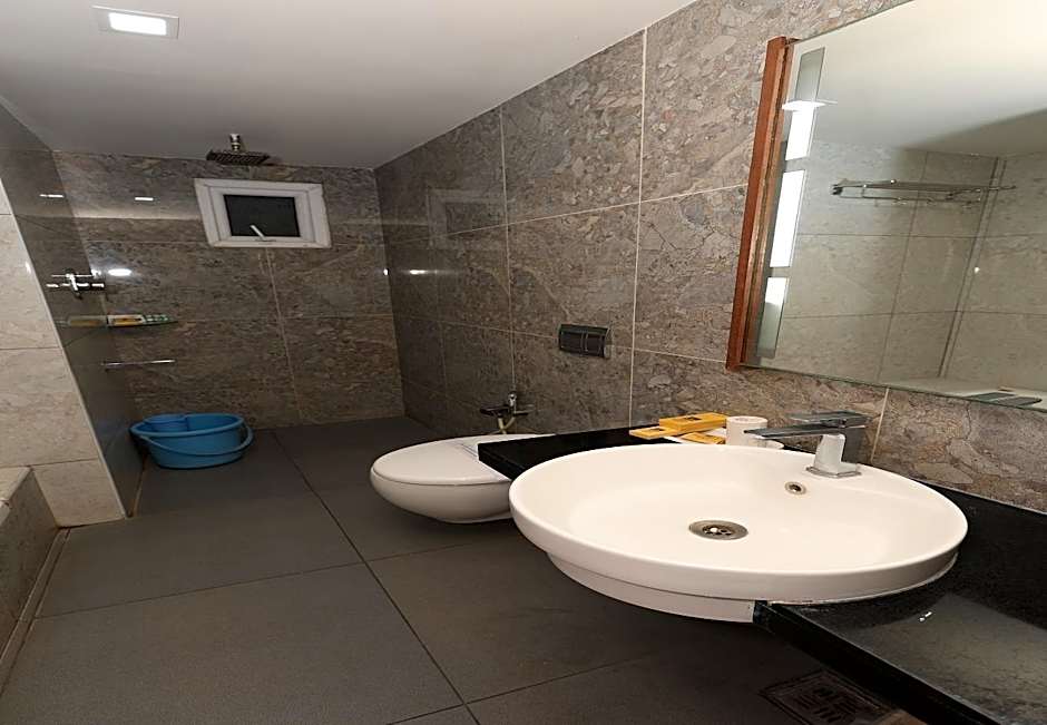 Hotel Abirami Residency